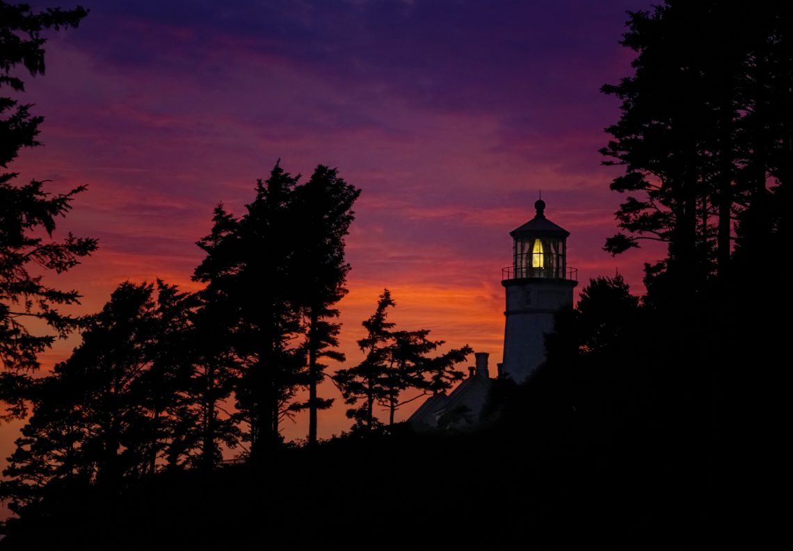 A Night at the Heceta Lighthouse Bed and Breakfast - Ernstopia